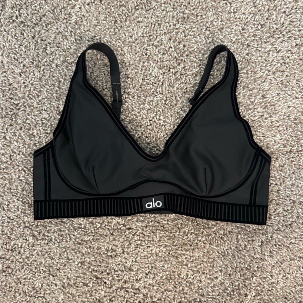 Alo Black Sports Bra